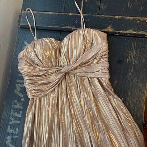 Jessica Simpson Pleated Gold Dress Womens 4